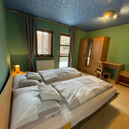 Kwatera prywatna Gaestezimmer Mit Eigenem Bad Und Balkon Im Herzen Von - Nahe Ffm *